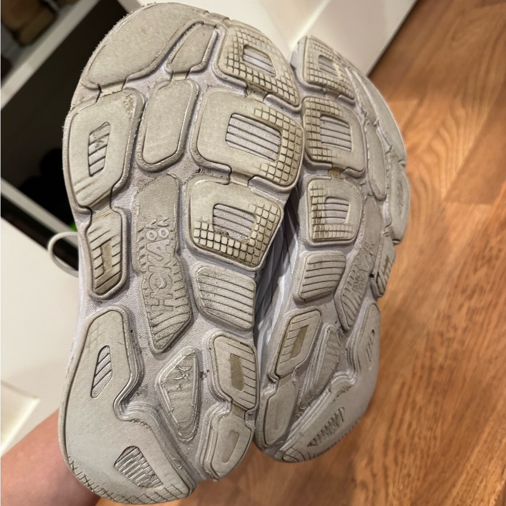 HOKA - Picture 4 of 5
